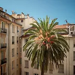 2 Climatisées Au Carré D Or à 5 Min Des Plages Et De La Promenade Des Dans Un Environnement Calme Apartamento *
