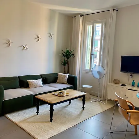 Apartment Havre De Paix Au Coeur De La Ville, A Deux Pas Des Plages Nizza