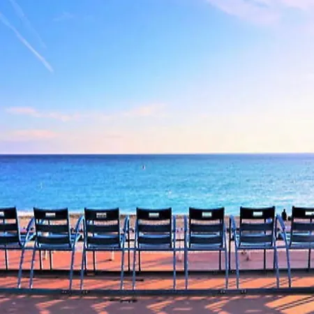 2 Climatisées Au Carré D Or à 5 Min Des Plages Et De La Promenade Des Dans Un Environnement Calme Appartamento *